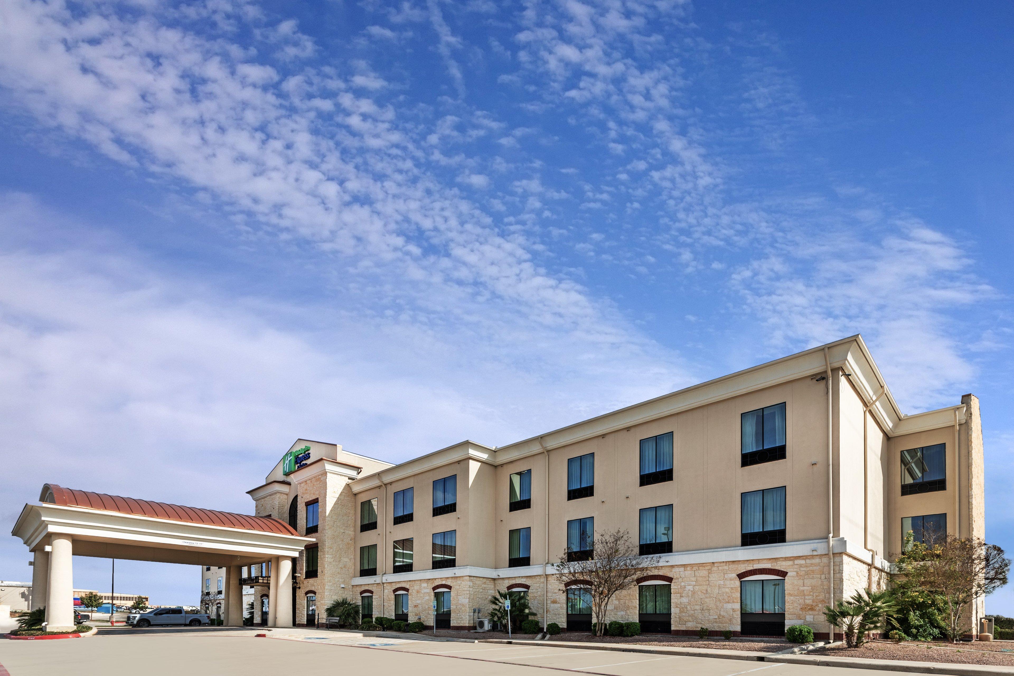 Holiday Inn Express Hotel & Suites Floresville By Ihg Экстерьер фото